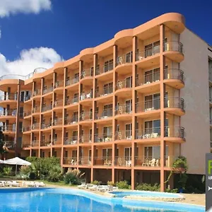 https://bona-vita-spa-hotel.goldensandshotels.net
